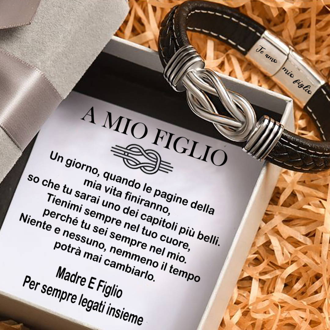 Le Madri Amano. Rratto Di Una Madre E Di Un Bambino Che Baciano Abbraccia Il Figlio La Famiglia Delle Con Tenerezza I Figli Cuocendo Image272486851
